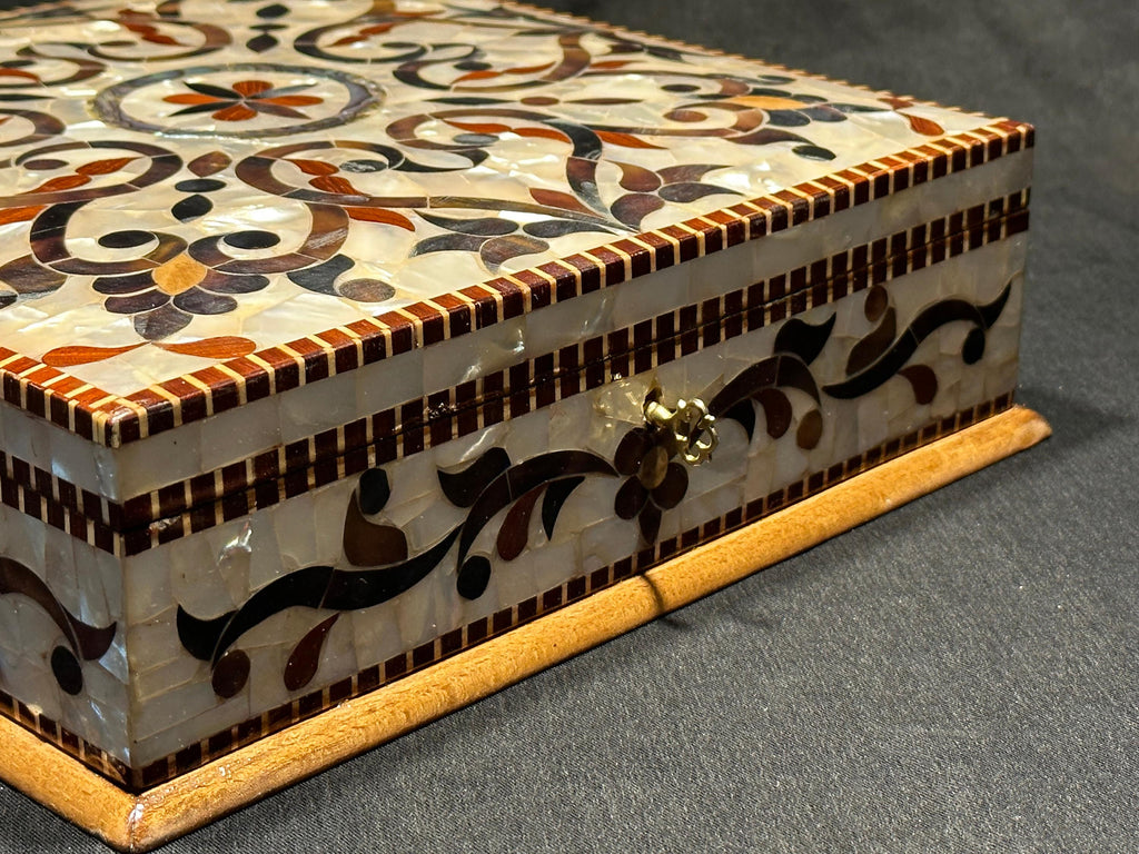 Handmade Mother of Pearl Jewelry Box: Lebanese Craft from Lebanon